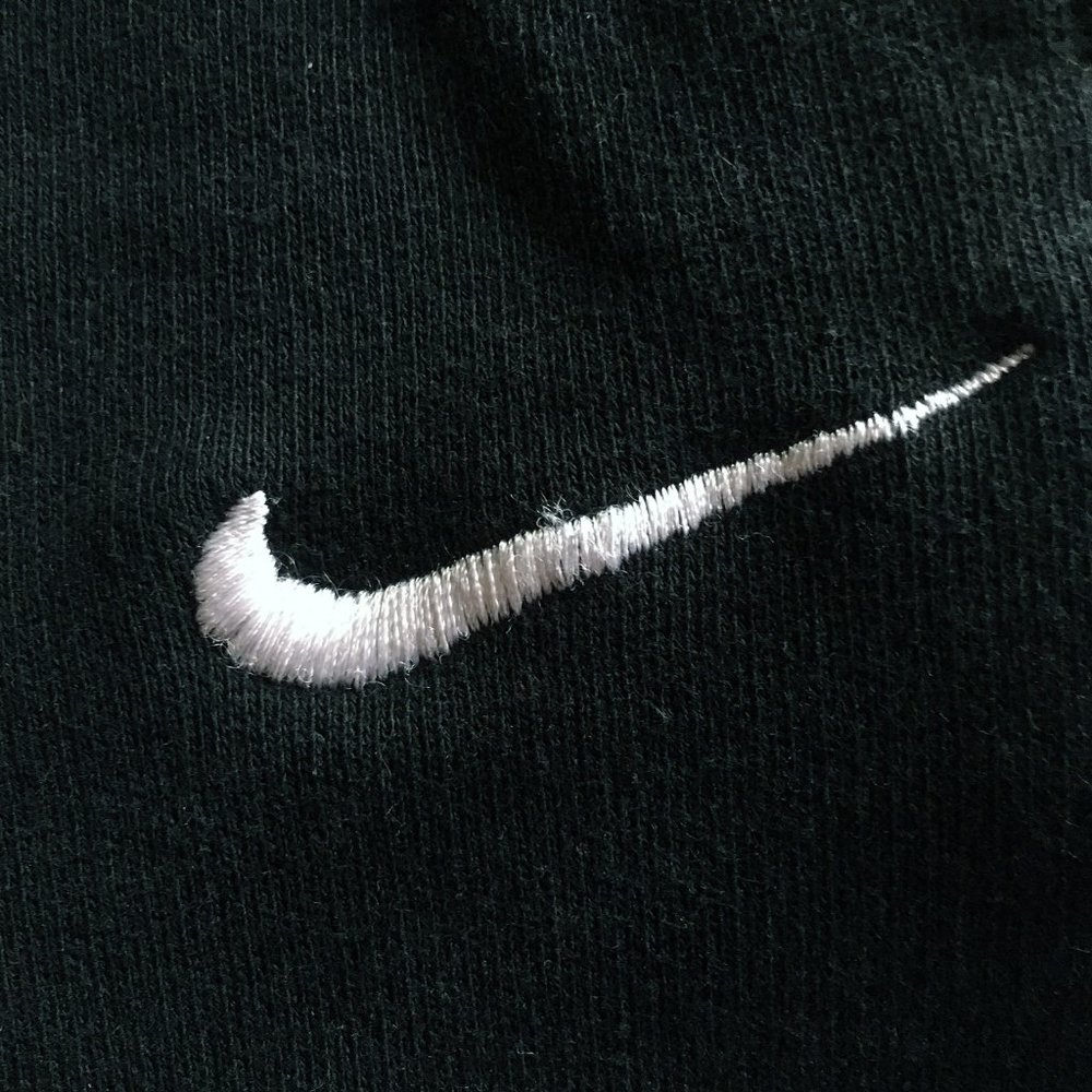 Nike black sweatpants 3T - Picture 4 of 5